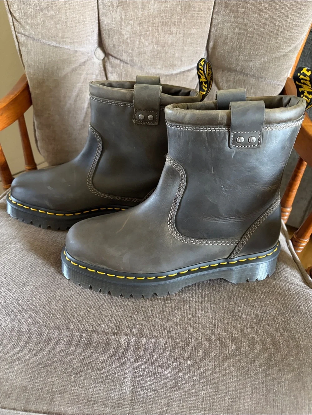 Dr. Martens men’s/woman’s Brown Leather Ankle Boots with Yellow Stitching